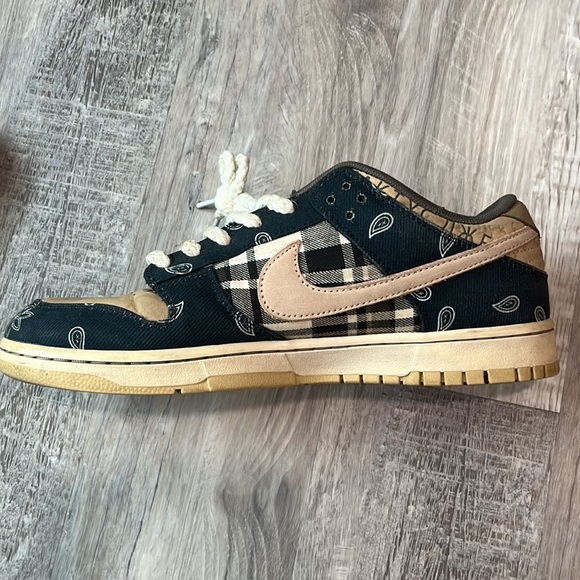 “Cactus jack” Nike SB dunk low SIZE 12 - Picture 8 of 9